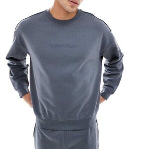 Calvin Klein Men's Blue Crewneck Sweater